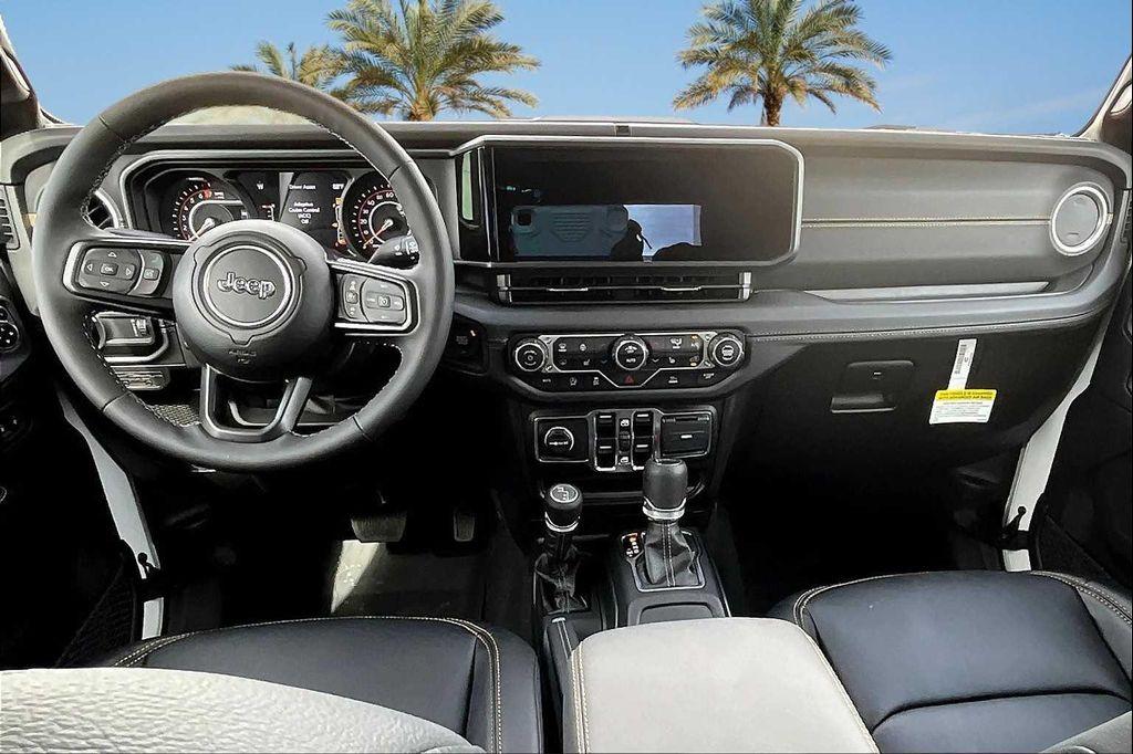 new 2025 Jeep Gladiator car, priced at $45,059