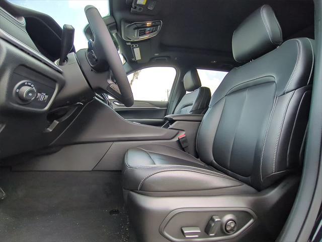 new 2025 Jeep Grand Cherokee car, priced at $46,421