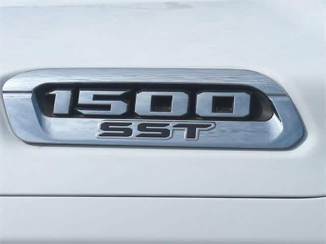 new 2025 Ram 1500 car, priced at $57,714