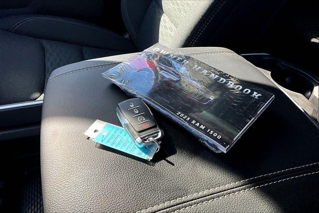 new 2025 Ram 1500 car, priced at $45,764