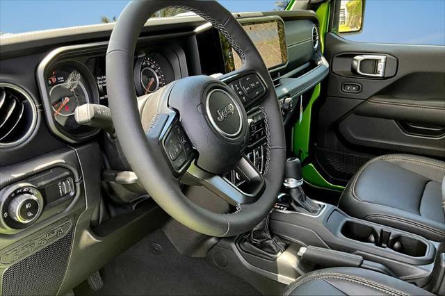 new 2025 Jeep Gladiator car, priced at $47,417
