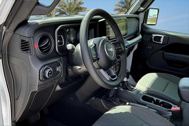 new 2025 Jeep Gladiator car, priced at $48,330