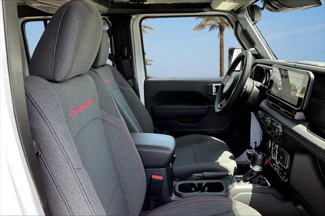 new 2025 Jeep Gladiator car, priced at $48,330