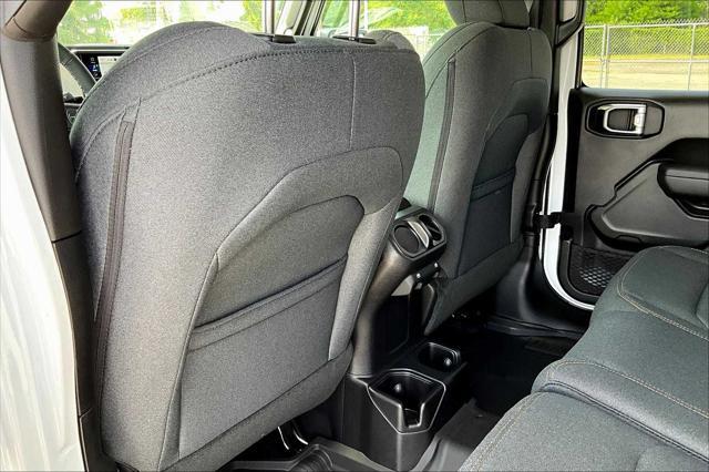 new 2025 Jeep Wrangler car, priced at $46,807