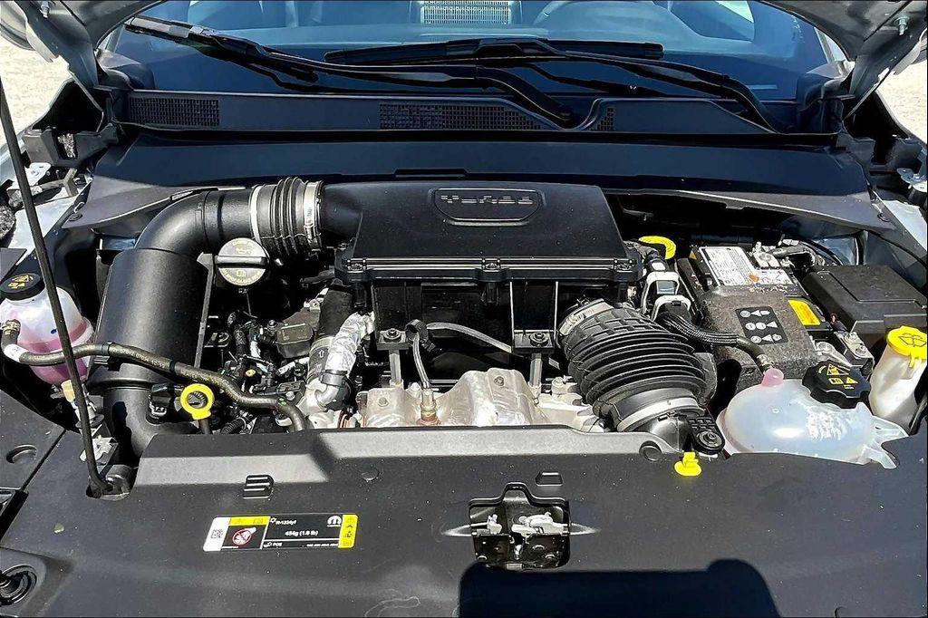 new 2025 Jeep Compass car, priced at $26,042