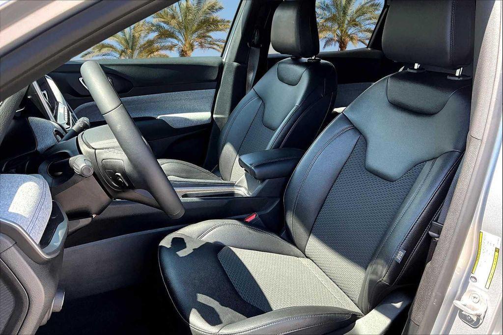 new 2025 Jeep Compass car, priced at $26,042