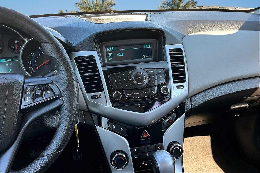 used 2013 Chevrolet Cruze car, priced at $6,150