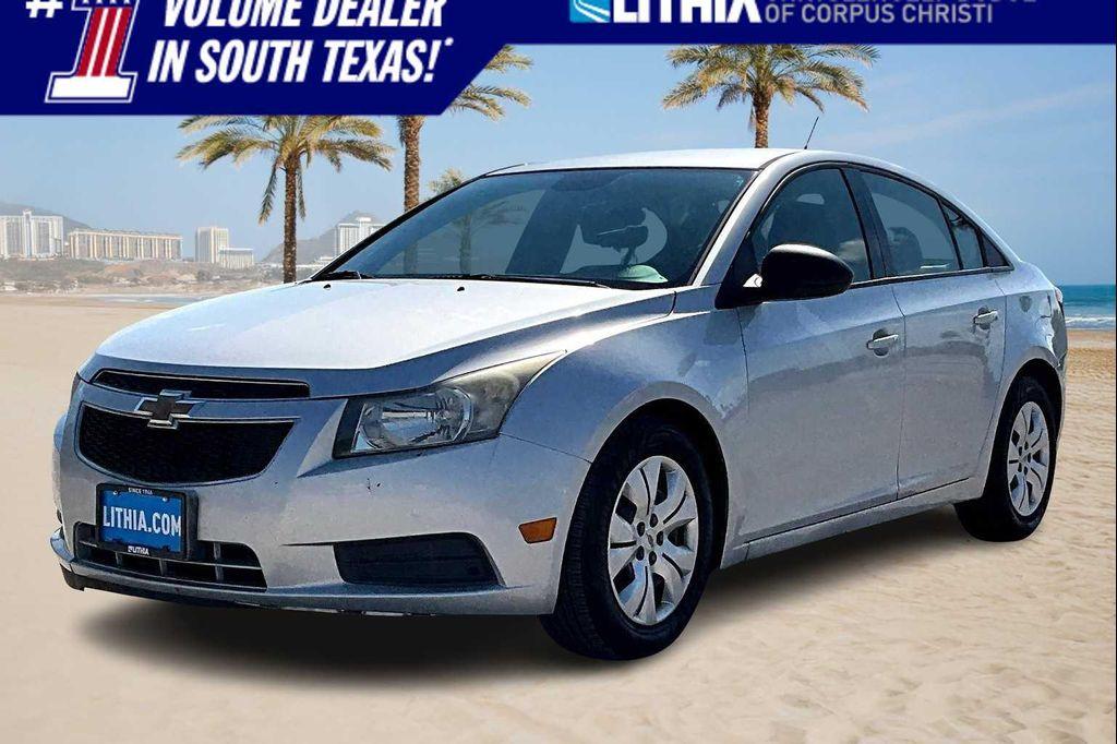used 2013 Chevrolet Cruze car, priced at $6,150