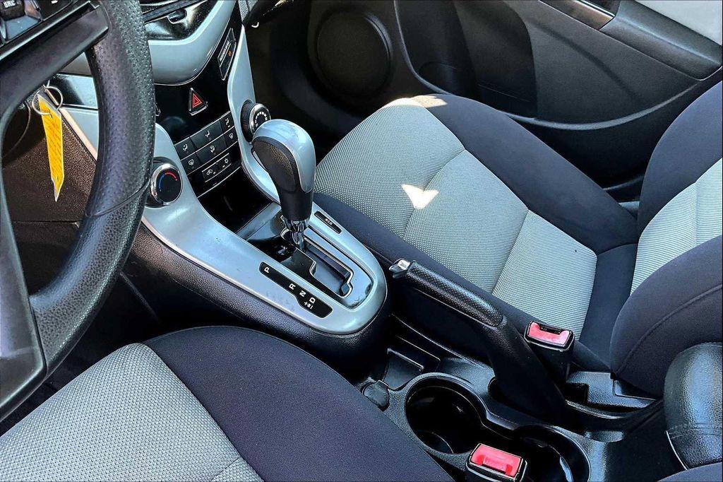 used 2013 Chevrolet Cruze car, priced at $6,150
