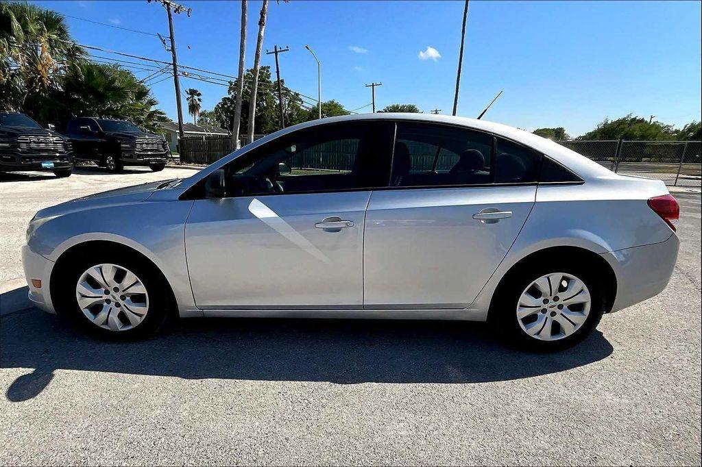 used 2013 Chevrolet Cruze car, priced at $6,150