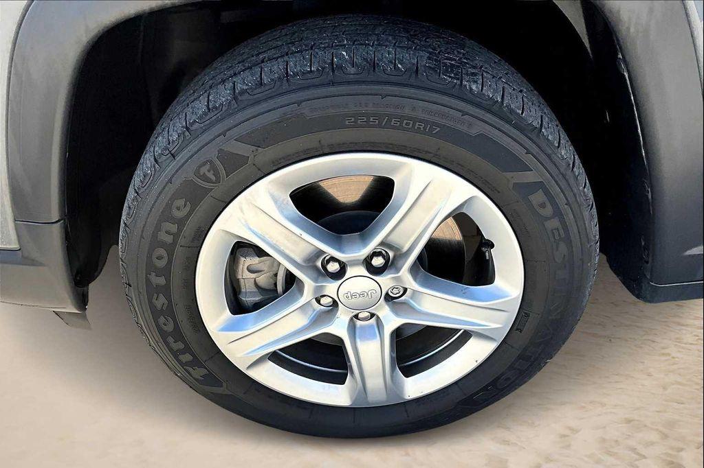 used 2023 Jeep Compass car, priced at $20,407