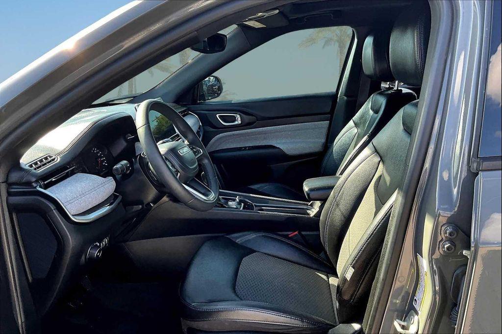 used 2023 Jeep Compass car, priced at $20,407