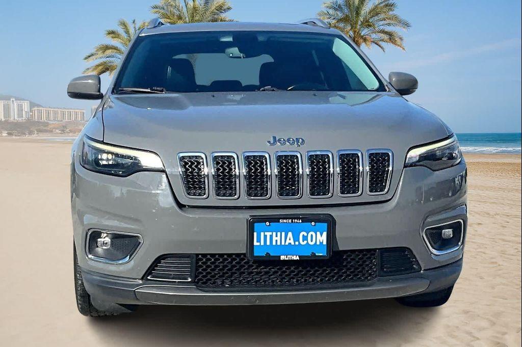 used 2020 Jeep Cherokee car, priced at $15,286