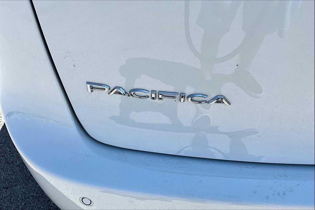 new 2026 Chrysler Pacifica car, priced at $46,196
