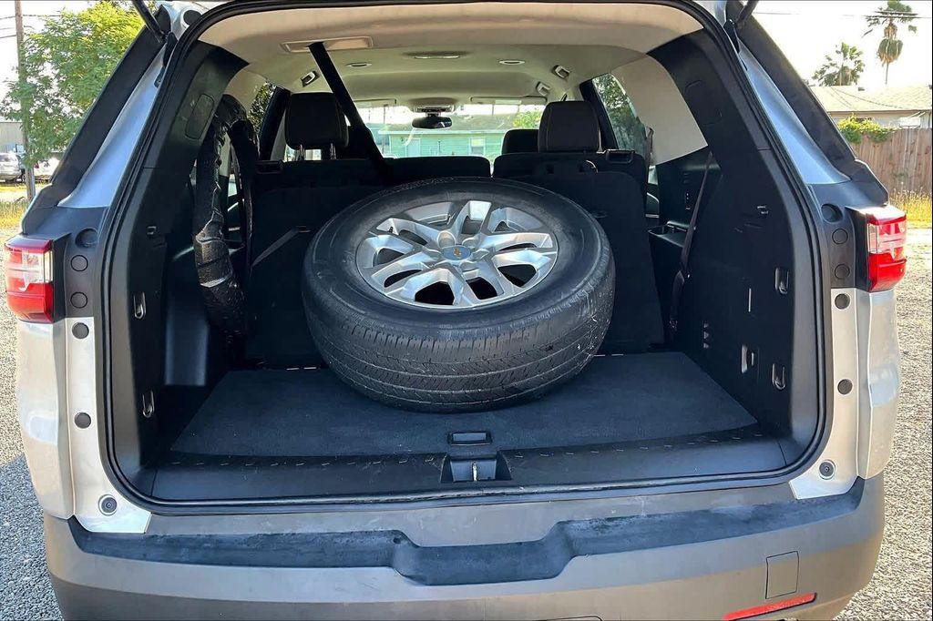 used 2020 Chevrolet Traverse car, priced at $15,261