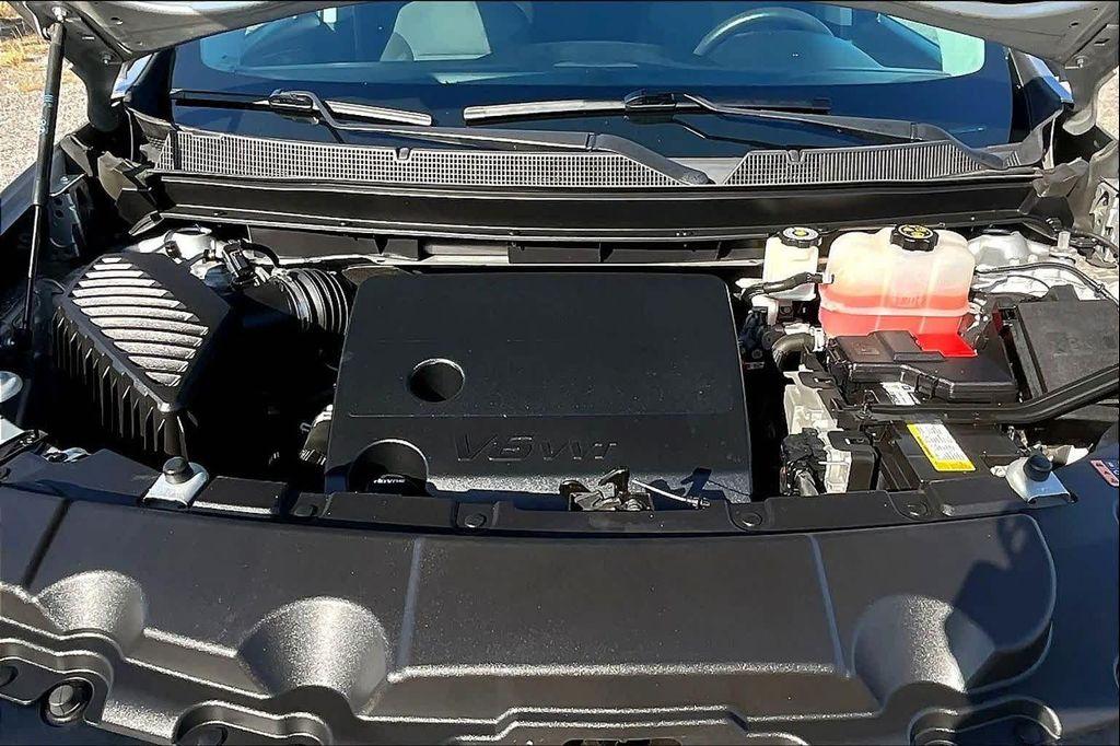 used 2020 Chevrolet Traverse car, priced at $15,261