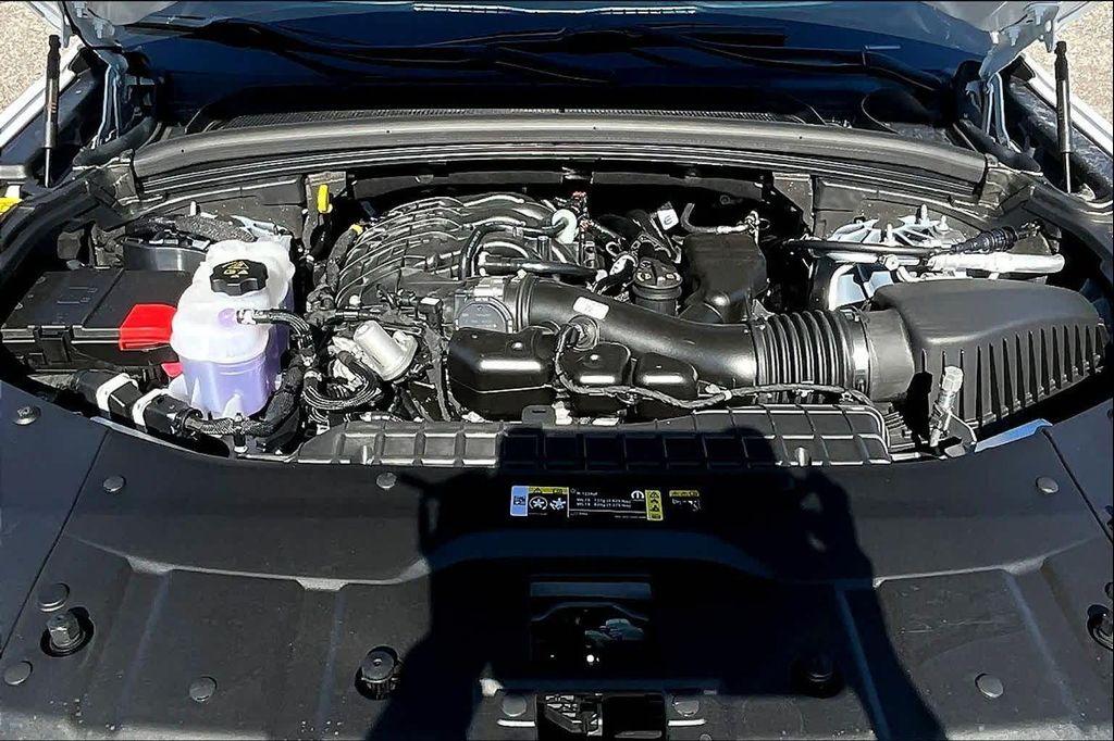 new 2025 Jeep Grand Cherokee car, priced at $49,227