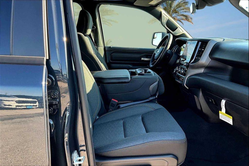 new 2025 Ram 1500 car, priced at $48,713