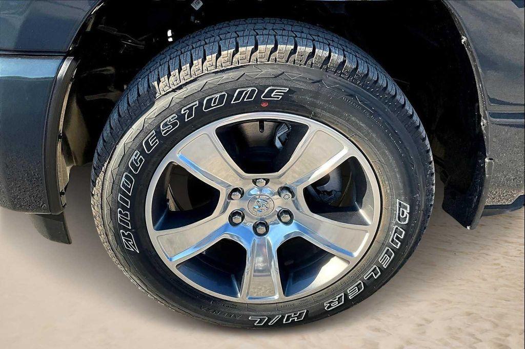 new 2025 Ram 1500 car, priced at $48,713