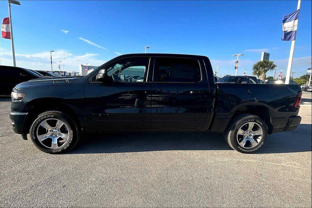 new 2025 Ram 1500 car, priced at $48,713