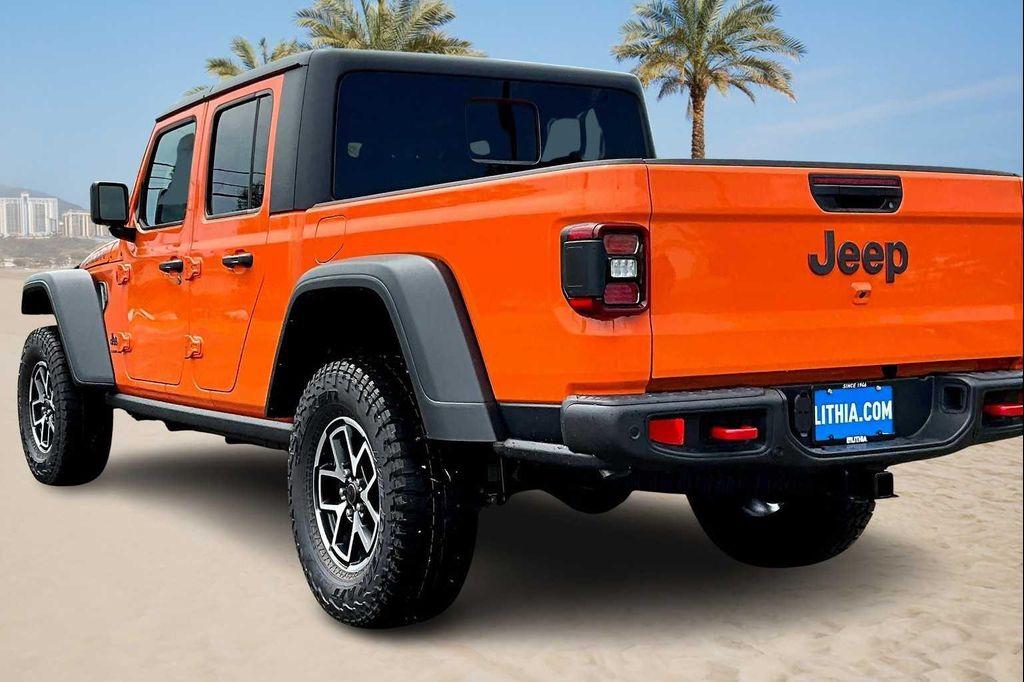 new 2025 Jeep Gladiator car, priced at $53,941