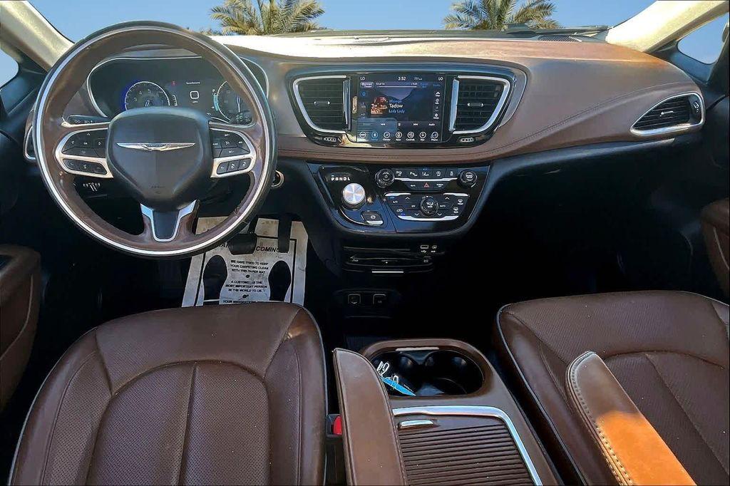 used 2019 Chrysler Pacifica car
