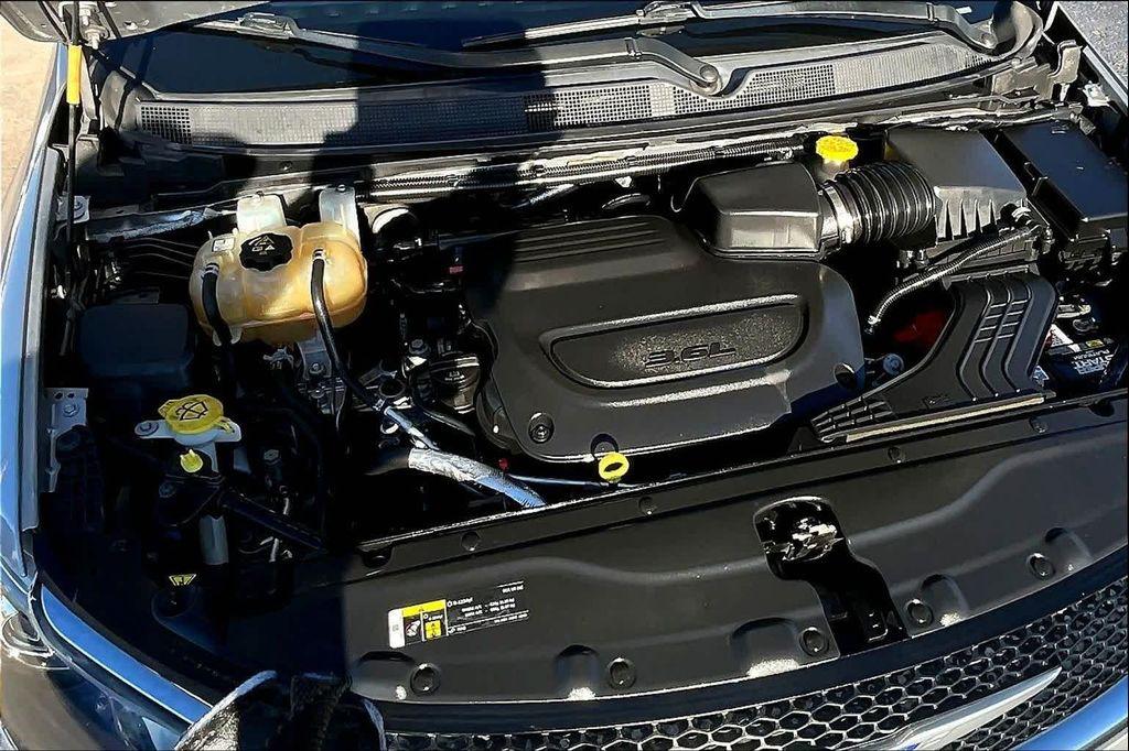 used 2019 Chrysler Pacifica car