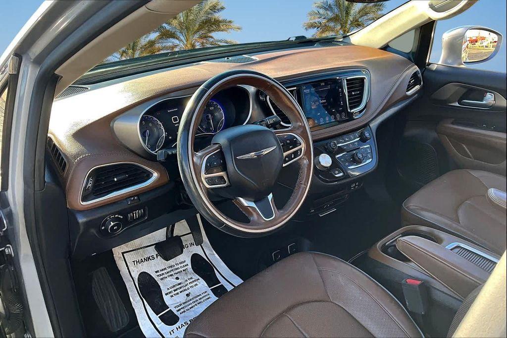 used 2019 Chrysler Pacifica car