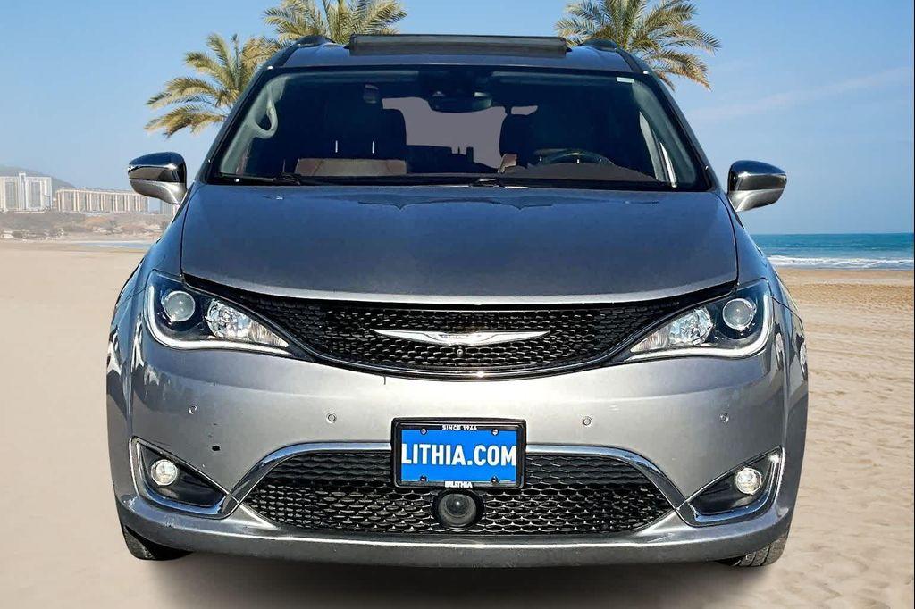 used 2019 Chrysler Pacifica car