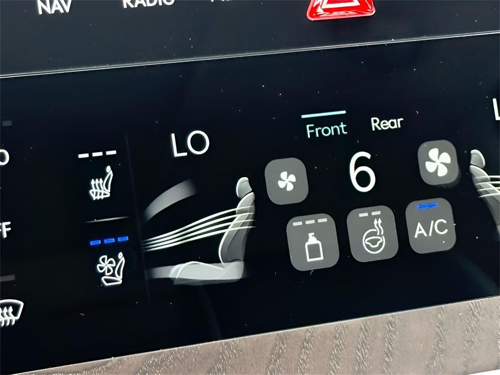 new 2025 Genesis GV80 car, priced at $82,674