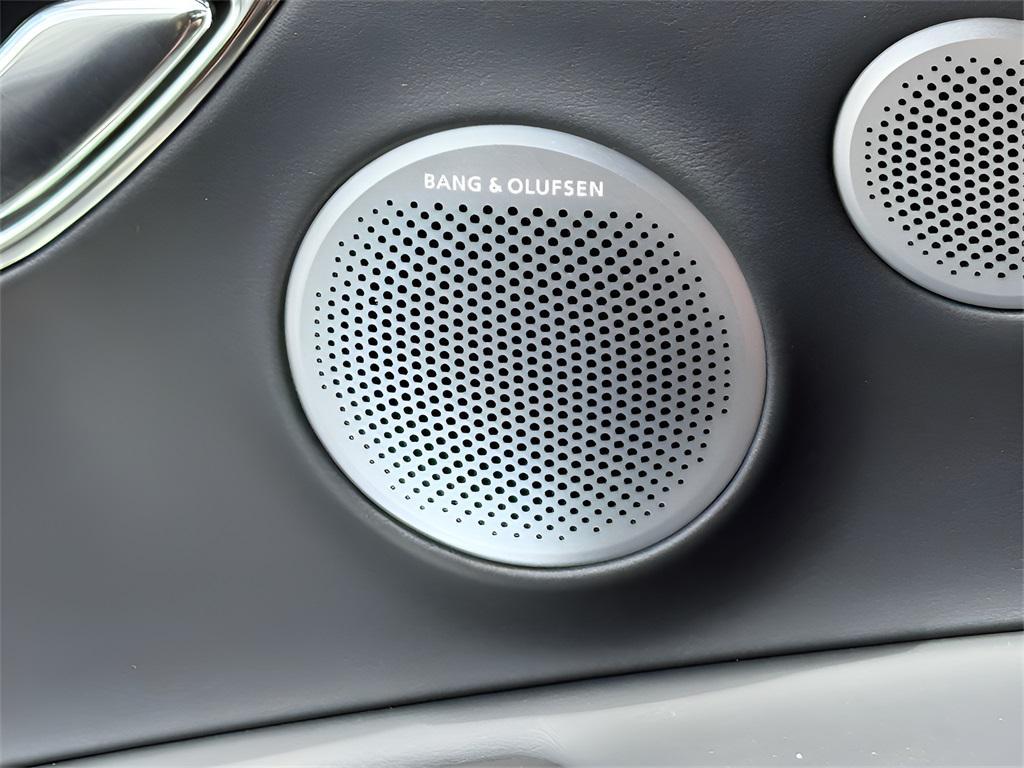 new 2025 Genesis GV80 car, priced at $82,674