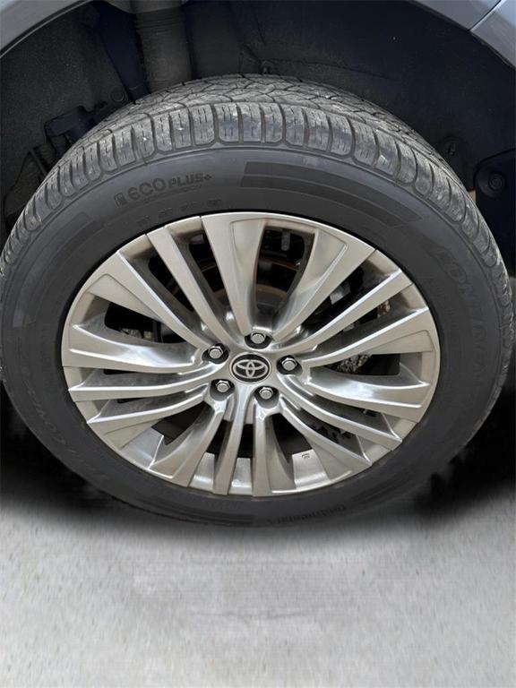 used 2021 Toyota Venza car, priced at $27,599