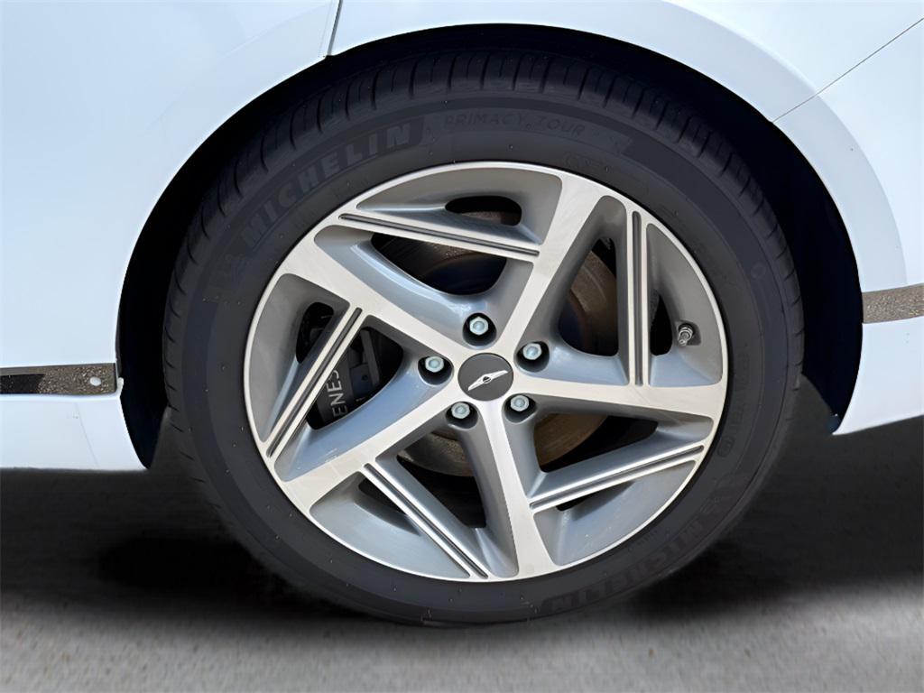 new 2024 Genesis G80 car, priced at $60,509