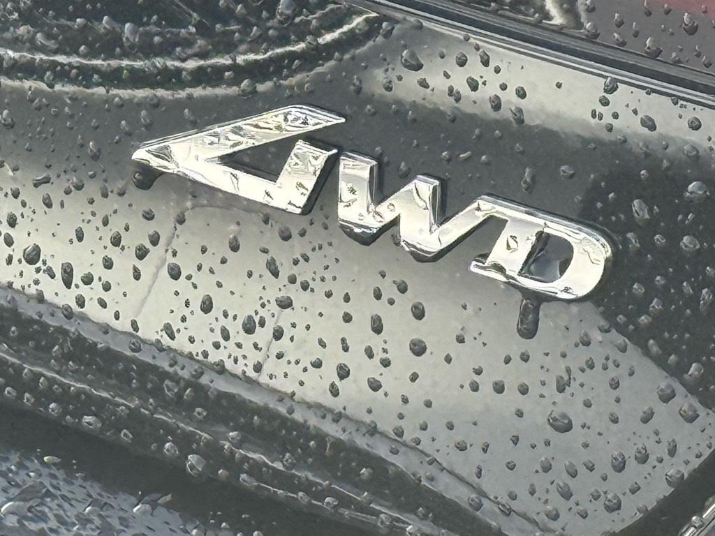 new 2026 Genesis G90 car, priced at $105,380