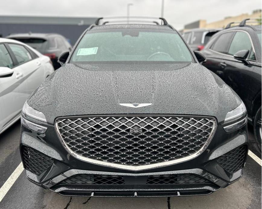 new 2025 Genesis GV70 car