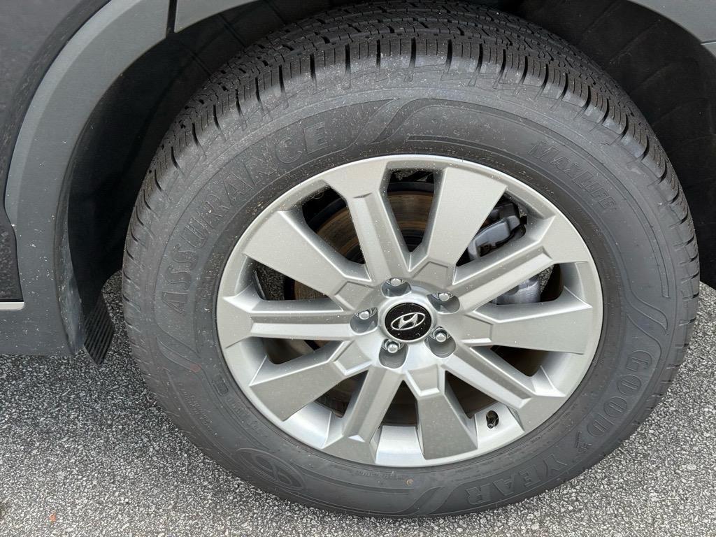 used 2024 Hyundai Palisade car, priced at $32,415