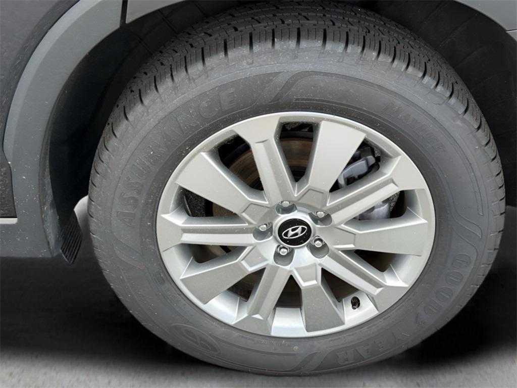 used 2024 Hyundai Palisade car, priced at $31,233