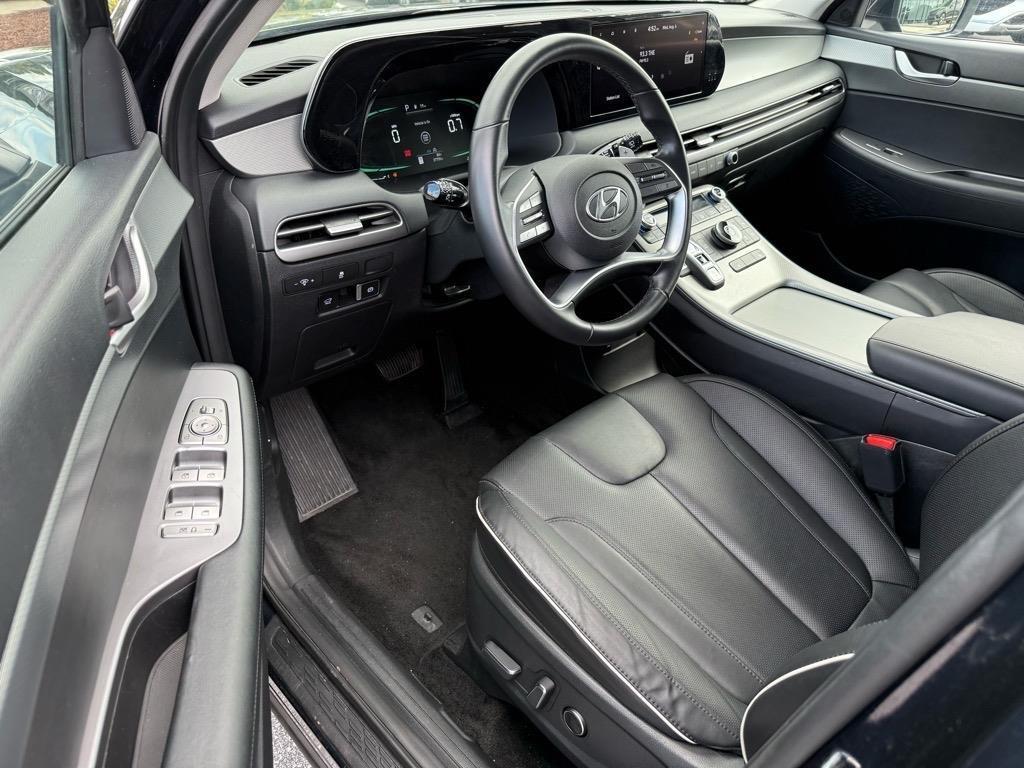 used 2024 Hyundai Palisade car, priced at $32,415