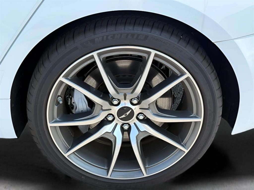 new 2025 Genesis G70 car, priced at $43,856