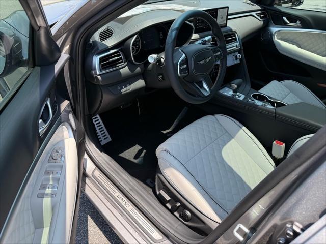new 2025 Genesis G70 car, priced at $59,960