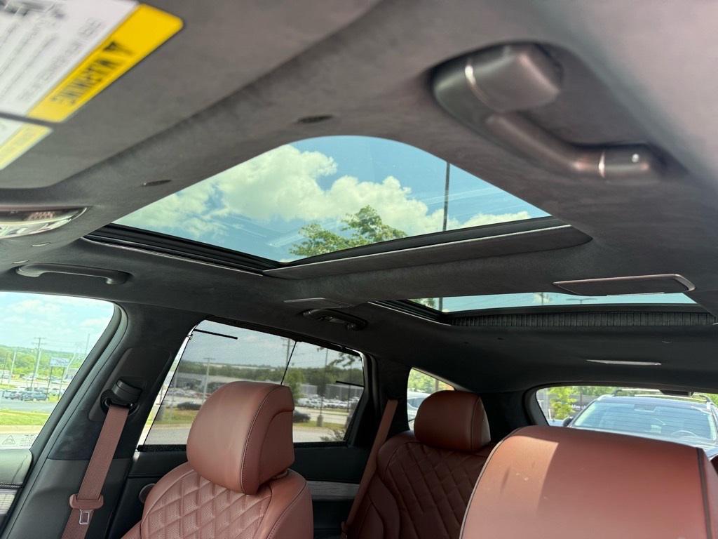 new 2025 Genesis GV80 car, priced at $76,025
