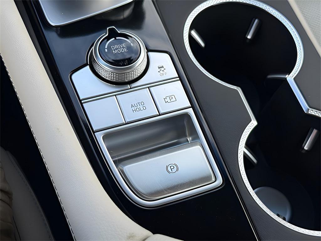 new 2026 Genesis G70 car, priced at $44,390