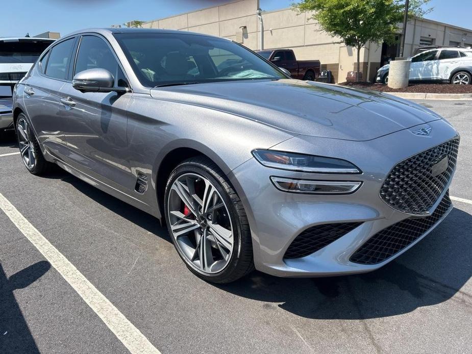 new 2025 Genesis G70 car