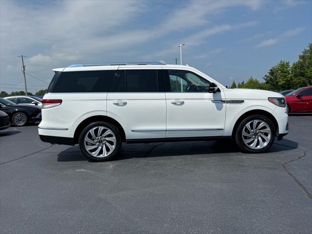 used 2022 Lincoln Navigator car, priced at $59,211