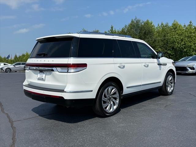 used 2022 Lincoln Navigator car, priced at $59,211