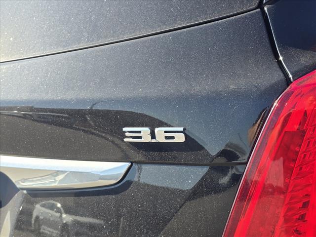 used 2017 Cadillac XT5 car, priced at $18,092