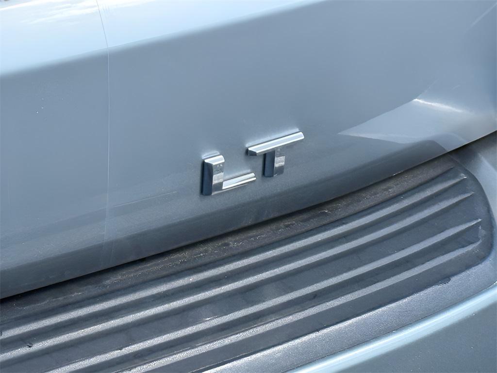 used 2023 Chevrolet Suburban car, priced at $45,467