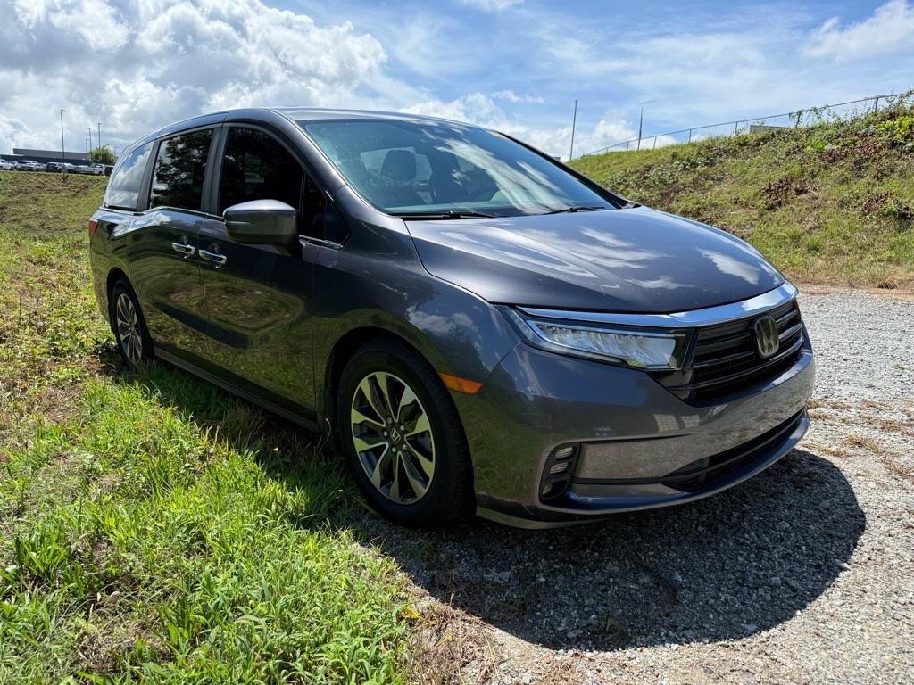 used 2023 Honda Odyssey car, priced at $32,400