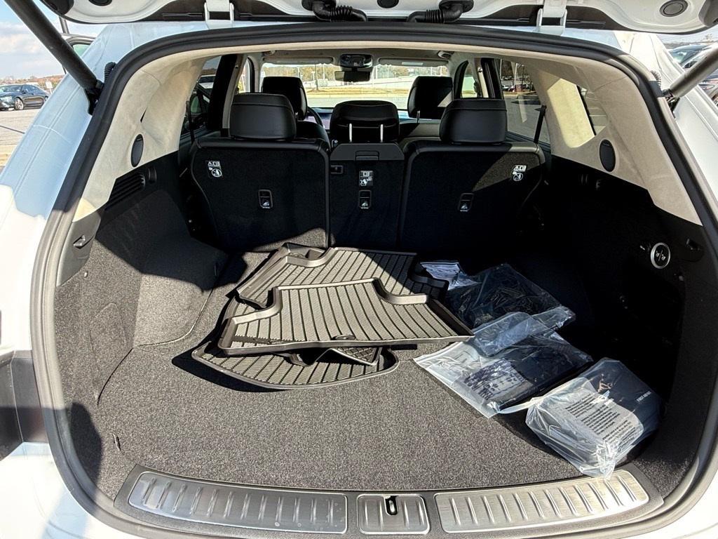 new 2025 Genesis GV80 car, priced at $77,945