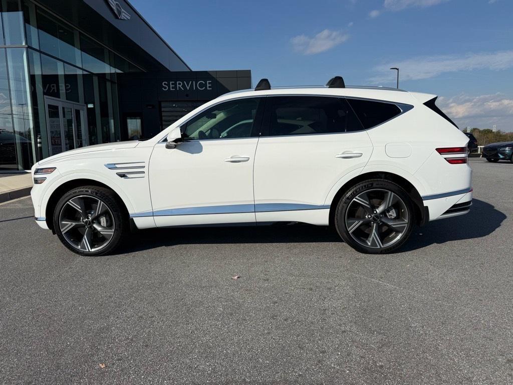 new 2025 Genesis GV80 car, priced at $77,945